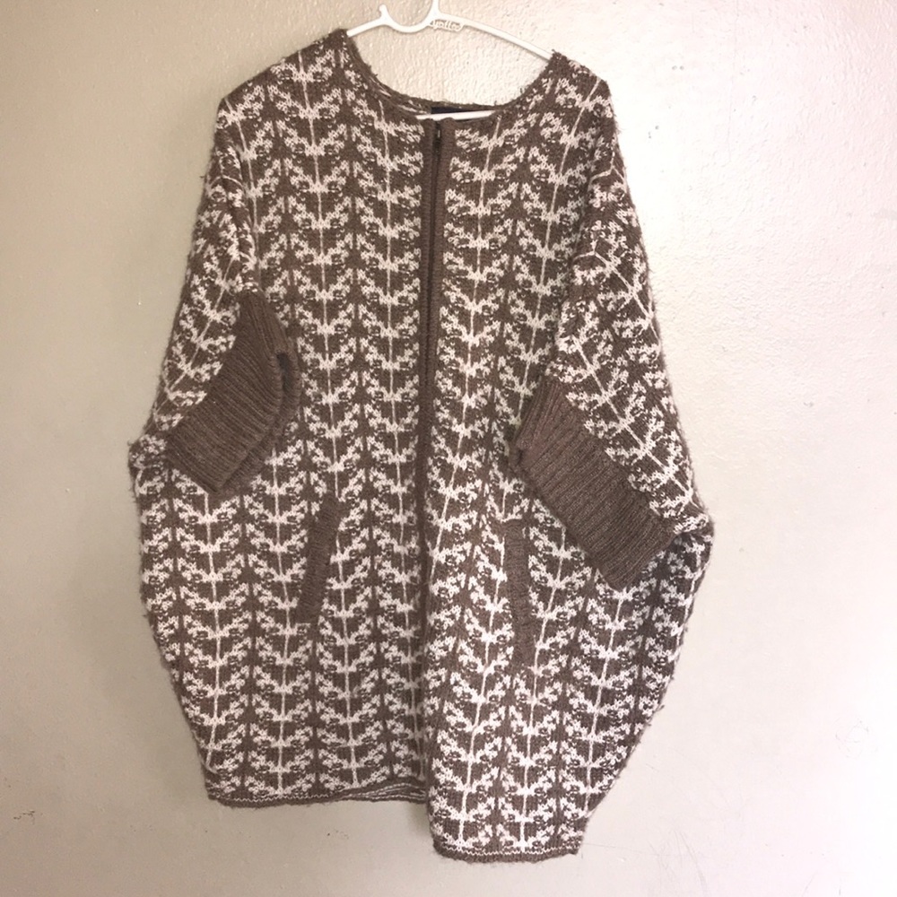 Women short sleeve oversized sweater